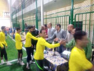 مركز شباب الطود يحصد كأس دوري خماسي كرة القدم بالأقصر