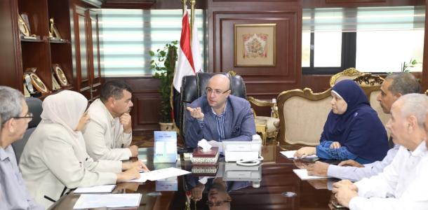 في اللقاء المفتوح مع المواطنين.. محافظ بني سويف يكلف شركة المياه والوحدة المحلية بالفشن بتحديد متطلبات توصيل المرافق لمعهد الجمهود الدينى