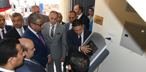 محافظ الفيوم ورئيس لجنة الإسكان بمجلس النواب ومساعدا وزير العدل يفتتحون مقراً جديداً للشهر العقاري
