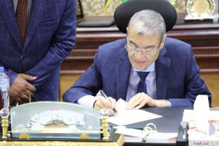 218 درجة للقبول بالصف الأول الثانوي العام بالمنيا
