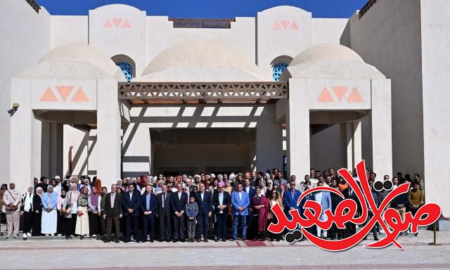 جولة رئيس الوزراء في أسوان