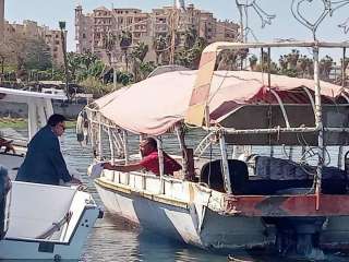 حملات تفتيشية على المراكب النيلية والمعديات بمركزى المنيا وديرمواس