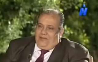 لعب